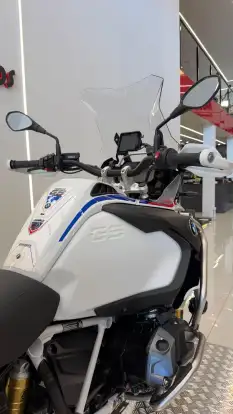 BMW-R 1250 GS ADVENTURE PREMIUM RALLYE BMW-R 1250 GS ADVENTURE PREMIUM RALLYE-2022