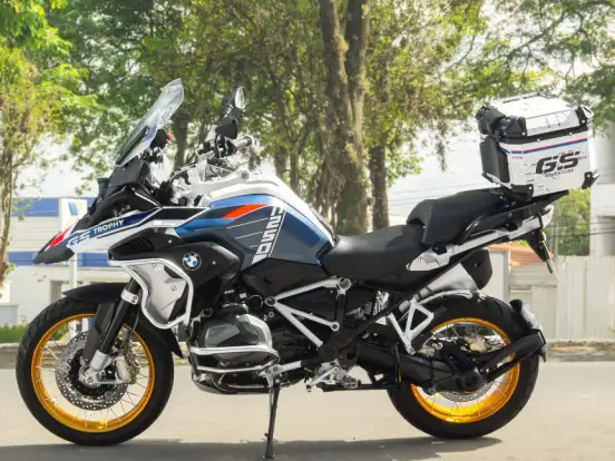 BMW-R 1250 GS PREMIUM BMW-R 1250 GS PREMIUM-2023