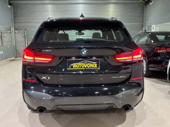 BMW-X1-2022