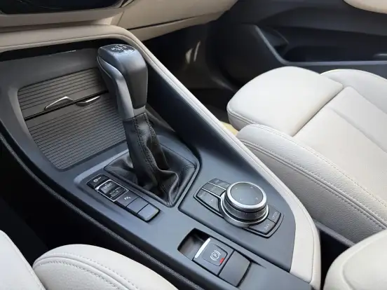 BMW-X1-2.0 16V TURBO ACTIVEFLEX SDRIVE20I X-LINE 4P AUTOMÁTICO BMW-X1-2022