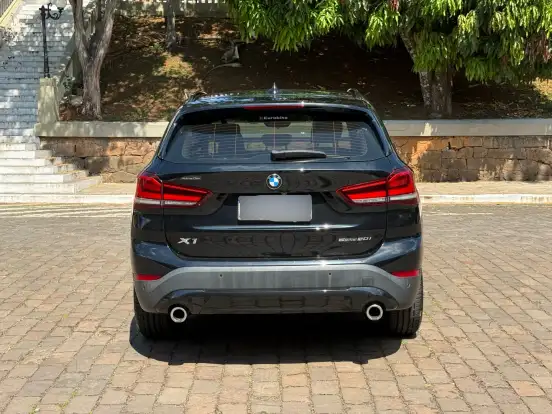 BMW-X1-2022