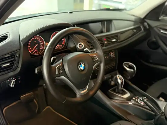 BMW-X1-2015