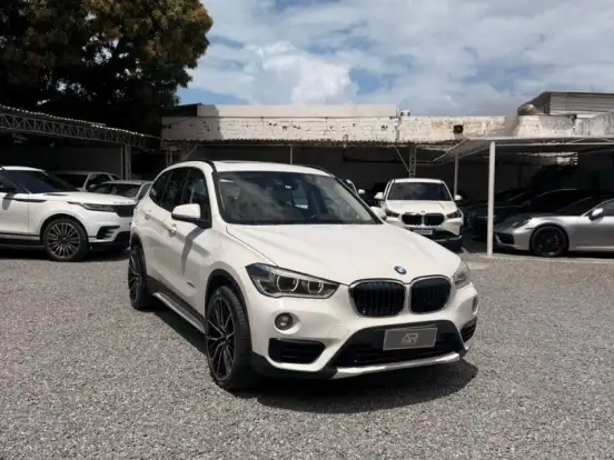 BMW-X1-2.0 16V TURBO ACTIVEFLEX XDRIVE25I SPORT 4P AUTOMÁTICO BMW-X1-2017