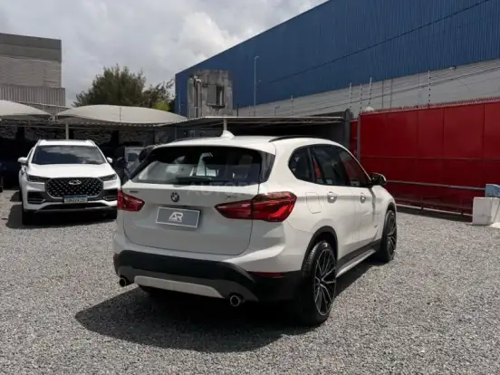 BMW-X1-2.0 16V TURBO ACTIVEFLEX XDRIVE25I SPORT 4P AUTOMÁTICO BMW-X1-2017