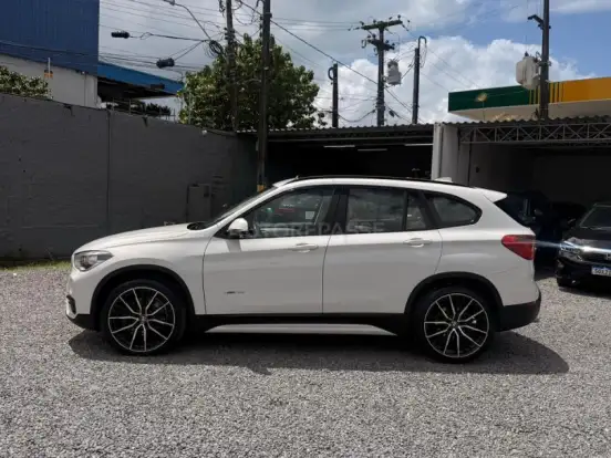 BMW-X1-2.0 16V TURBO ACTIVEFLEX XDRIVE25I SPORT 4P AUTOMÁTICO BMW-X1-2017