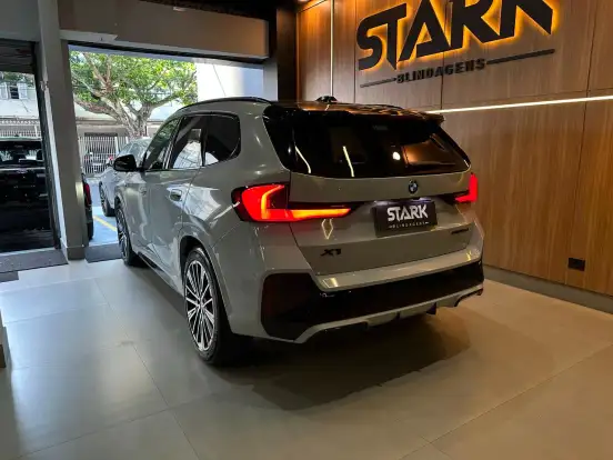 BMW-X1-2024