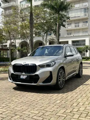 BMW-X1-2023