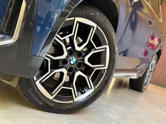 BMW-X1-2024