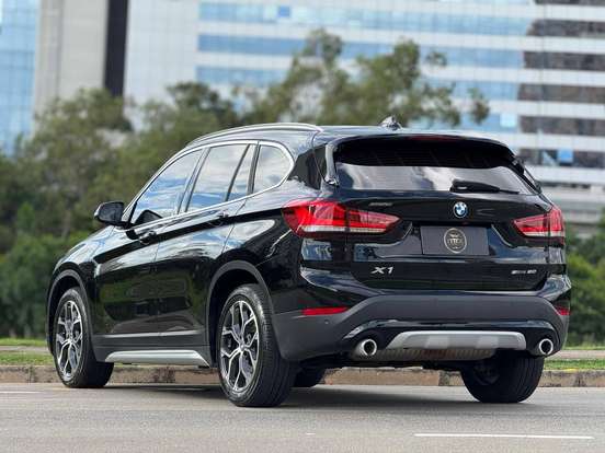 BMW-X1-2.0 16V TURBO ACTIVEFLEX SDRIVE20I 4P AUTOMÁTICO BMW-X1-2020