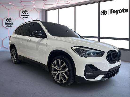 BMW-X1-2.0 16V TURBO ACTIVEFLEX SDRIVE20I X-LINE 4P AUTOMÁTICO BMW-X1-2022