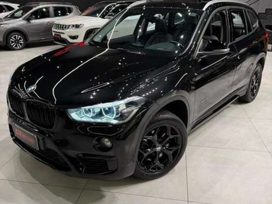 BMW-X1-2.0 16V TURBO ACTIVEFLEX SDRIVE20I X-LINE 4P AUTOMÁTICO BMW-X1-2018