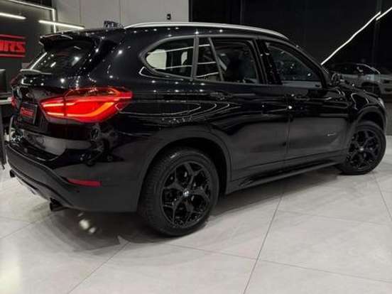 BMW-X1-2.0 16V TURBO ACTIVEFLEX SDRIVE20I X-LINE 4P AUTOMÁTICO BMW-X1-2018