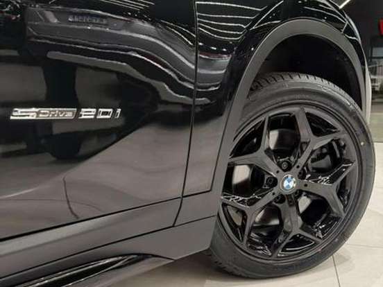 BMW-X1-2.0 16V TURBO ACTIVEFLEX SDRIVE20I X-LINE 4P AUTOMÁTICO BMW-X1-2018