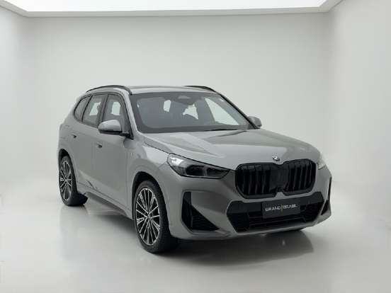 BMW-X1-2024