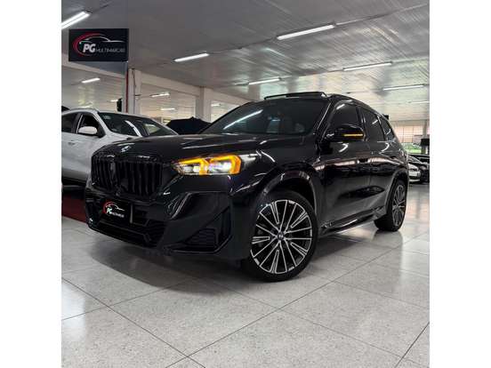 BMW-X1-2024