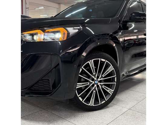 BMW-X1-2024