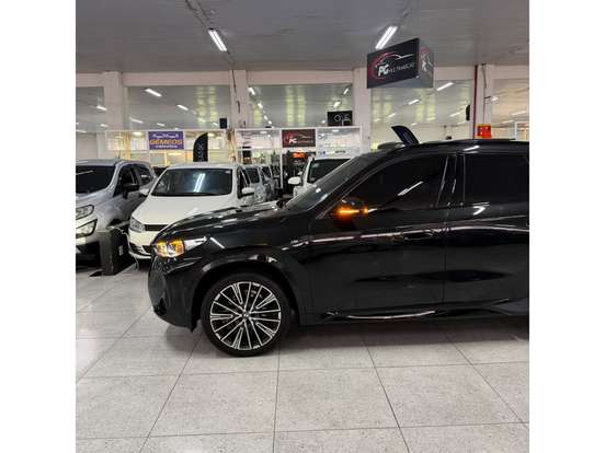 BMW-X1-2024
