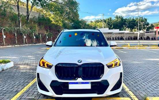 BMW-X1-2023