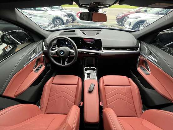 BMW-X1-2025