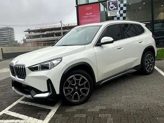 BMW-X1-2025