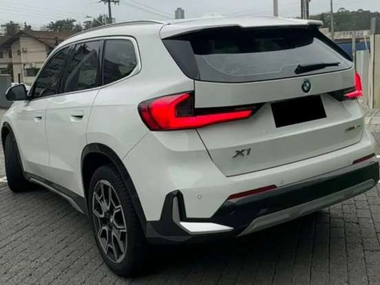 BMW-X1-2.0 16V TURBO GASOLINA SDRIVE20I X-LINE STEPTRONIC BMW-X1-2025