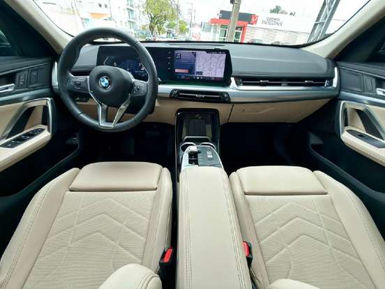 BMW-X1-2.0 16V TURBO GASOLINA SDRIVE20I X-LINE STEPTRONIC BMW-X1-2024