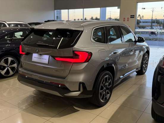 BMW-X1-2.0 16V TURBO GASOLINA SDRIVE20I X-LINE STEPTRONIC BMW-X1-2024