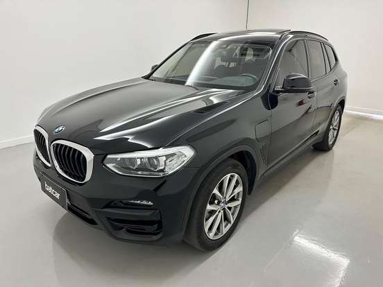 BMW-X3-2021
