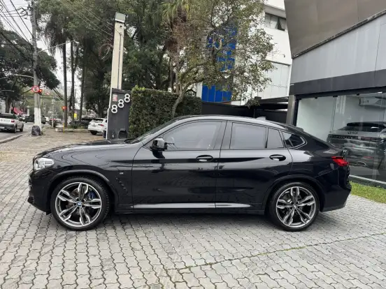 BMW-X4-2020