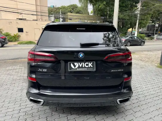BMW-X5-3.0 I6 TURBO HÍBRIDO XDRIVE45E M SPORT AUTOMÁTICO BMW-X5-2022