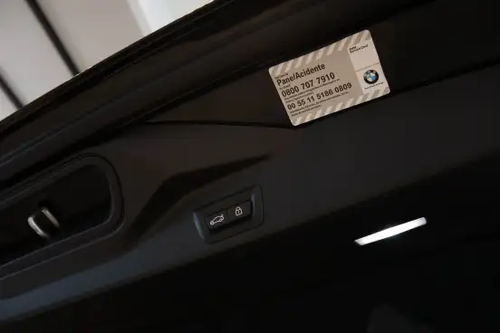 BMW-X5-2021