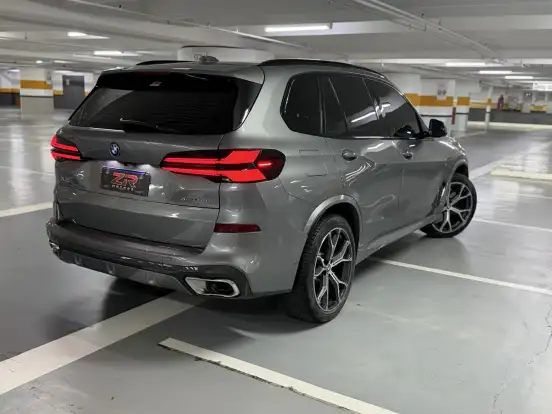 BMW-X5-2024