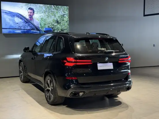 BMW-X5-2025