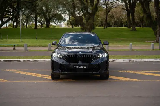 BMW-X6-2023