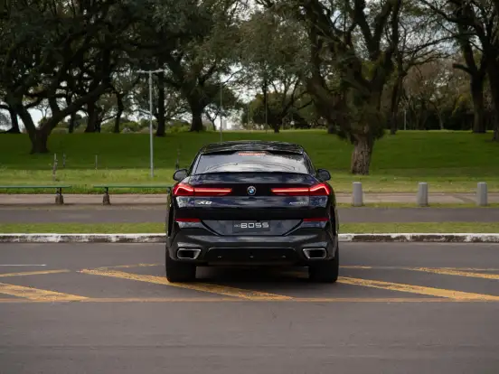 BMW-X6-3.0 TWINPOWER GASOLINA XDRIVE40I M SPORT AUTOMÁTICO BMW-X6-2023