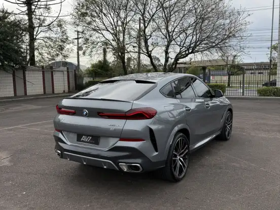 BMW-X6-3.0 TWINPOWER GASOLINA XDRIVE40I M SPORT AUTOMÁTICO BMW-X6-2024