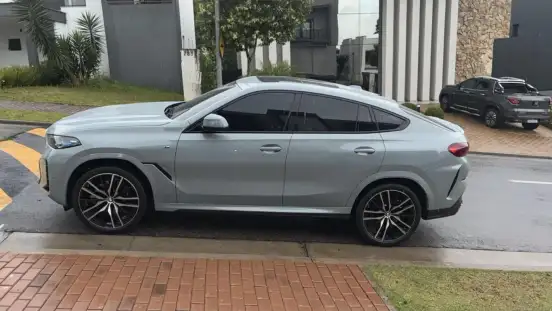 BMW-X6-2025