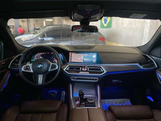 BMW-X6-2022