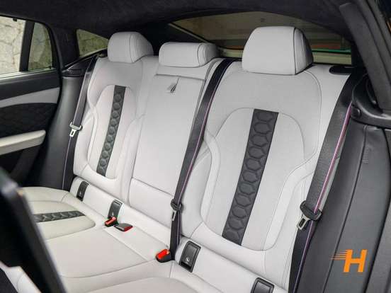 BMW-X6-4.4 V8 BITURBO GASOLINA M COMPETITION AUTOMÁTICO BMW-X6-2023