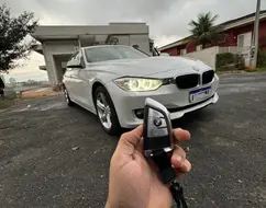 BMW 320i 2.0 16V TURBO ACTIVE FLEX 4P AUTOMÁTICO BMW 320i 2.0 16V TURBO ACTIVE FLEX 4P AUTOMÁTICO