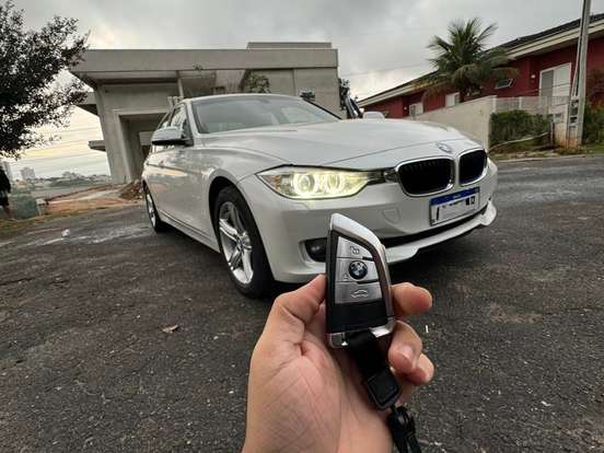 BMW-320i-2.0 16V TURBO ACTIVE FLEX 4P AUTOMÁTICO BMW-320i-2014