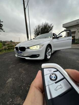 BMW-320i-2014