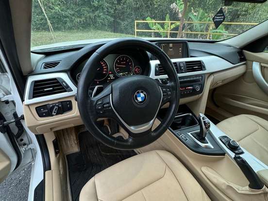 BMW-320i-2.0 16V TURBO ACTIVE FLEX 4P AUTOMÁTICO BMW-320i-2014
