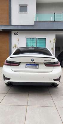 BMW-320i-2021