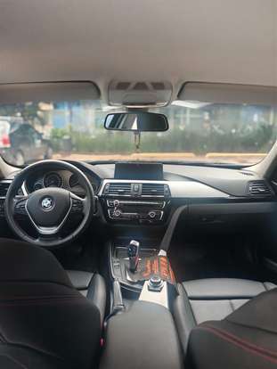 BMW-320i-2012