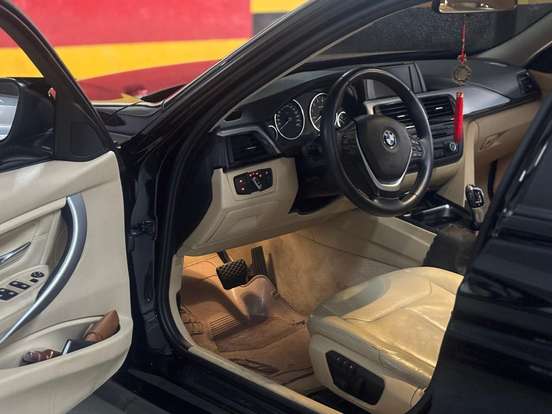 BMW-328i-2.0 LUXURY SEDAN 16V GASOLINA 4P AUTOMÁTICO BMW-328i-2012