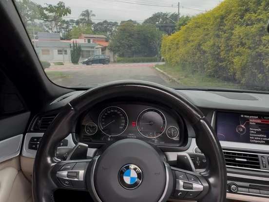 BMW-528i-2.0 M SPORT 16V GASOLINA 4P AUTOMÁTICO BMW-528i-2015