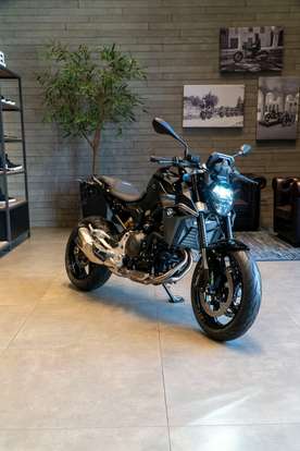 BMW-F 900 R-2025