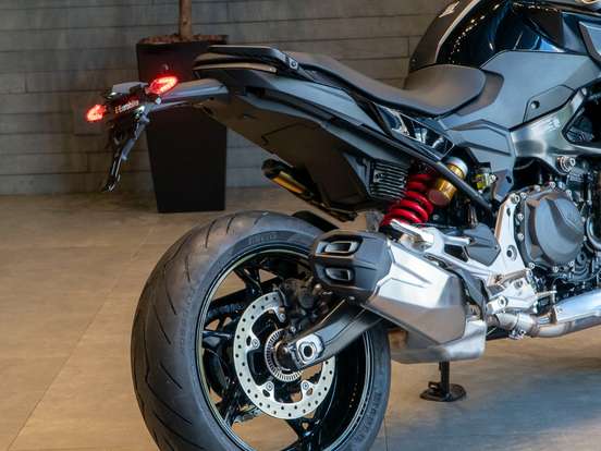 BMW-F 900 R BMW-F 900 R-2025