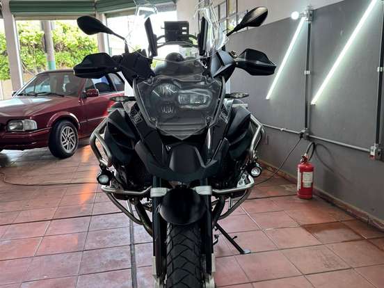 BMW-R 1200 GS ADVENTURE TRIPLE BLACK BMW-R 1200 GS ADVENTURE TRIPLE BLACK-2017